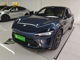 小米汽车 小米YU7 2025款 超长续航后驱版