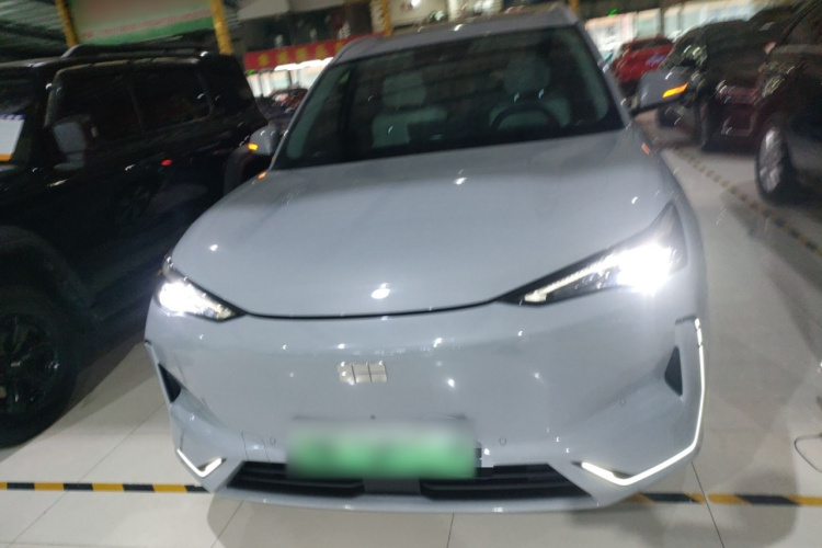 吉利银河 银河E5 2024款 530km 星舰版车身外观2