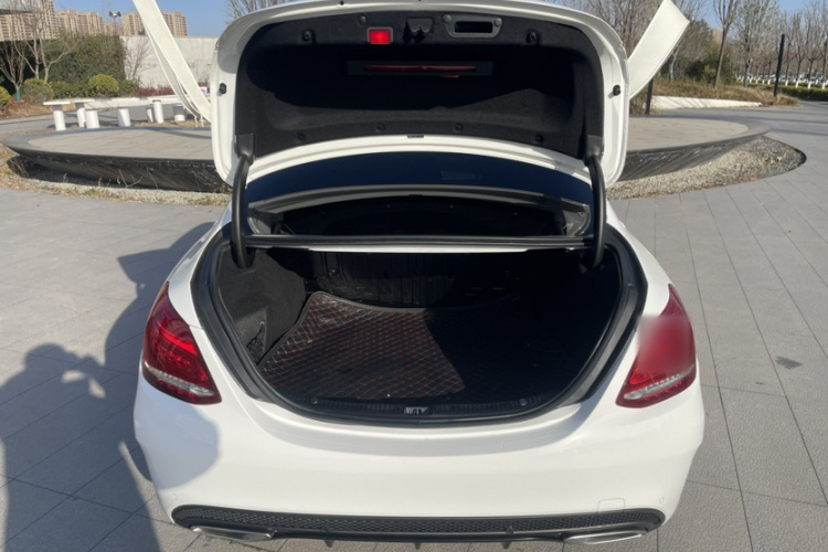 奔驰C级 2016款 C 200 运动版中控内饰7007