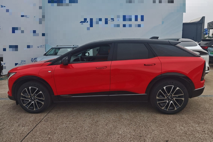 凯迪拉克 IQ傲歌 2024款 四驱长续航版车身外观4