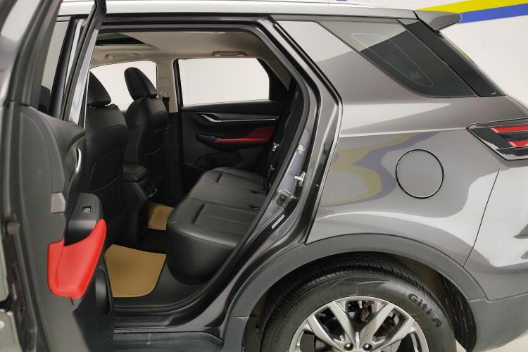 长安CS55PLUS 2021款 蓝鲸版 1.5T DCT豪华型中控内饰21