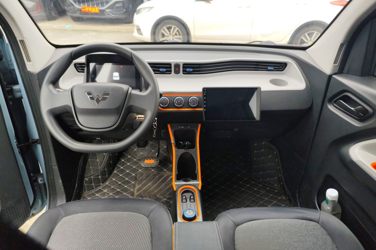 五菱汽车 宏光MINIEV 2022款 自在款 磷酸铁锂中控内饰12