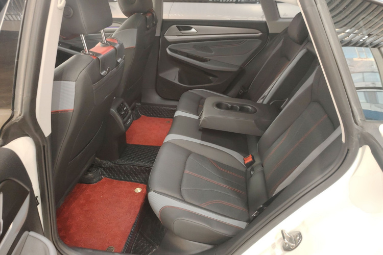 大众 2024款 凌渡L 280TSI DSG酷辣版中控内饰21