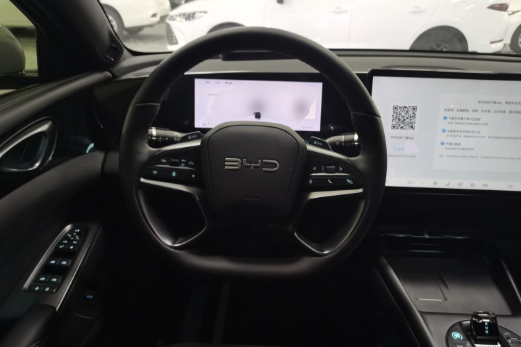 比亚迪 海豹 2025款 改款 650智驾版中控内饰13