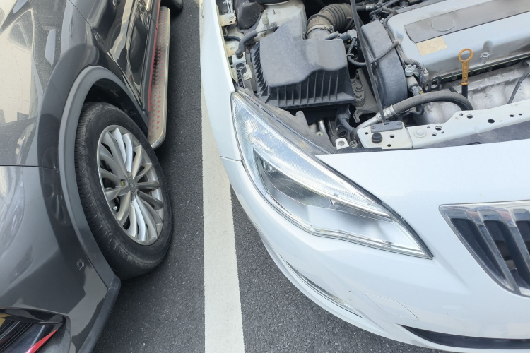 别克 英朗 2014款 XT 1.6L 自动时尚版车身外观6006