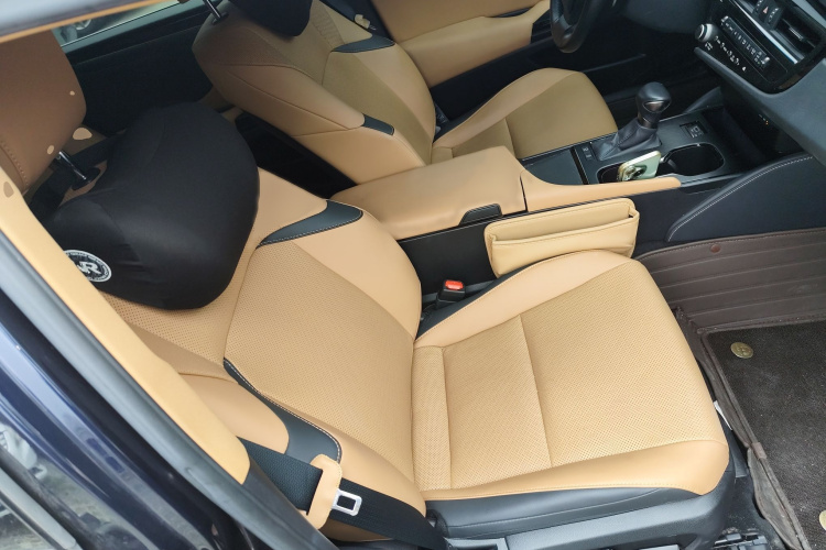 雷克萨斯ES 2023款 260 卓越版局部细节41