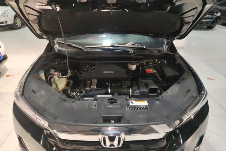 本田 皓影 2021款 240TURBO CVT两驱精英版机舱底盘24