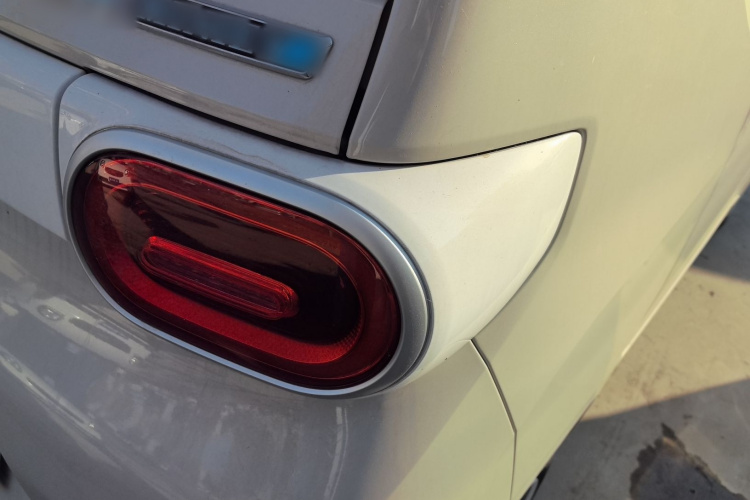 五菱汽车 宏光MINIEV 2024款 第三代 215km 青春版车身外观6006