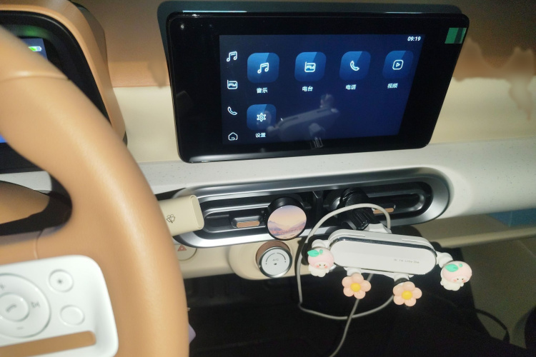 五菱汽车 宏光MINIEV 2024款 第三代 170km局部细节16