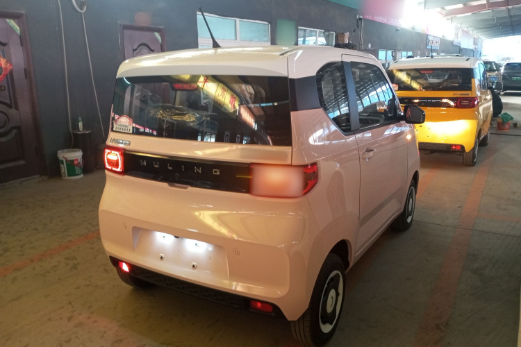 五菱汽车 宏光MINIEV 2022款 马卡龙时尚款 磷酸铁锂车身外观6005