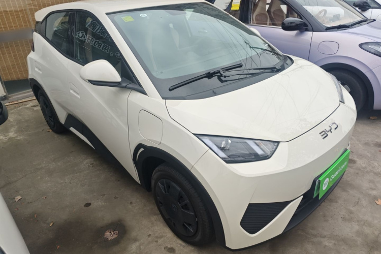 比亚迪 海鸥 2025款 305km 活力版车身外观3