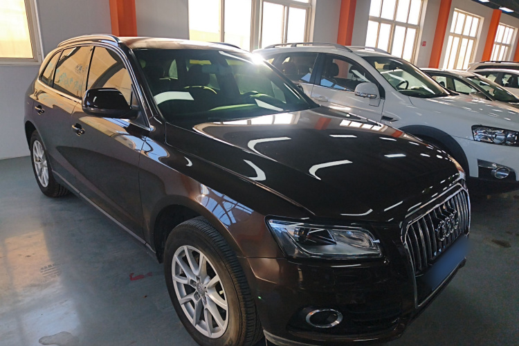 奥迪Q5 2013款 40 TFSI 进取型车身外观6002