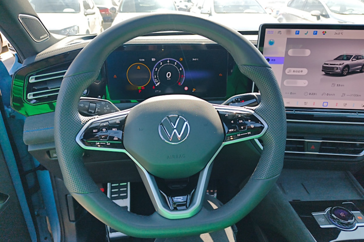 大众 途观L 2024款 PRO 380TSI 四驱R-Line智尊版局部细节13