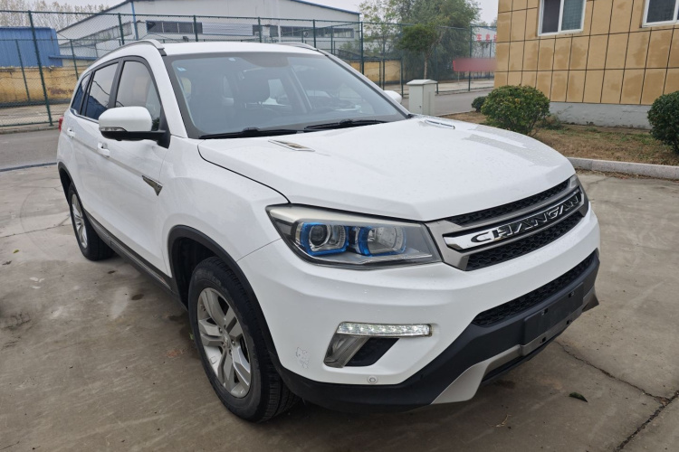 长安CS75 2017款 尚酷版 1.5T 自动锋悦型车身外观6002