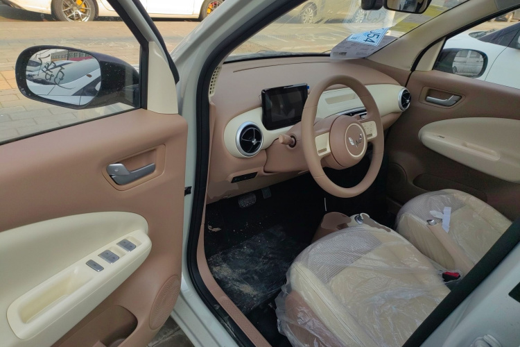 五菱汽车 宏光MINIEV 2025款 四门版 进阶款中控内饰20