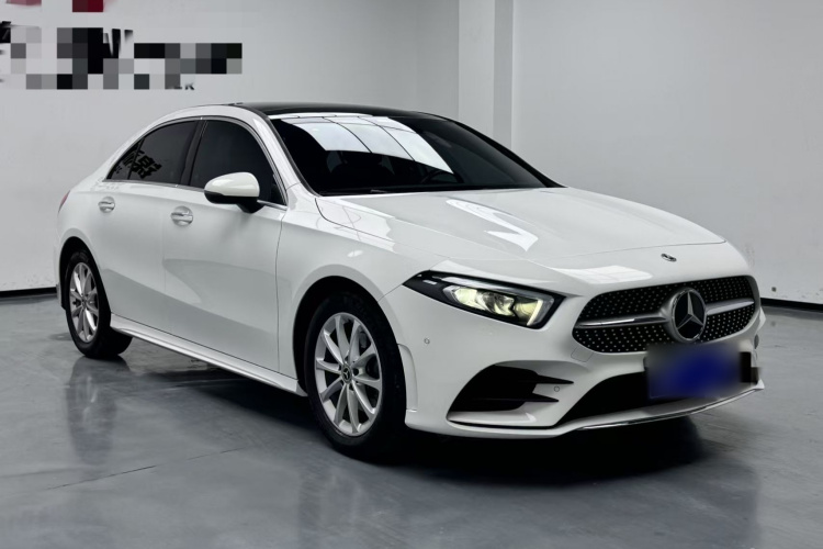 奔驰A级 2021款 A 200 L 运动轿车时尚型车身外观6005