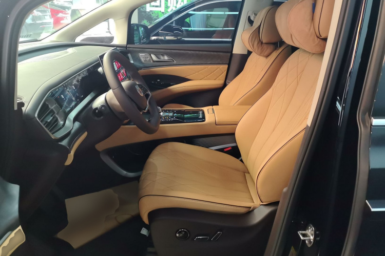 腾势D9 2024款 EV 620 尊享型局部细节19