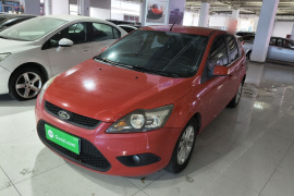 福特 福克斯 2013款 两厢经典 1.8L 自动基本型