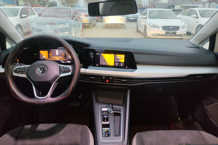 大众 高尔夫 2021款 200TSI DSG中控内饰12