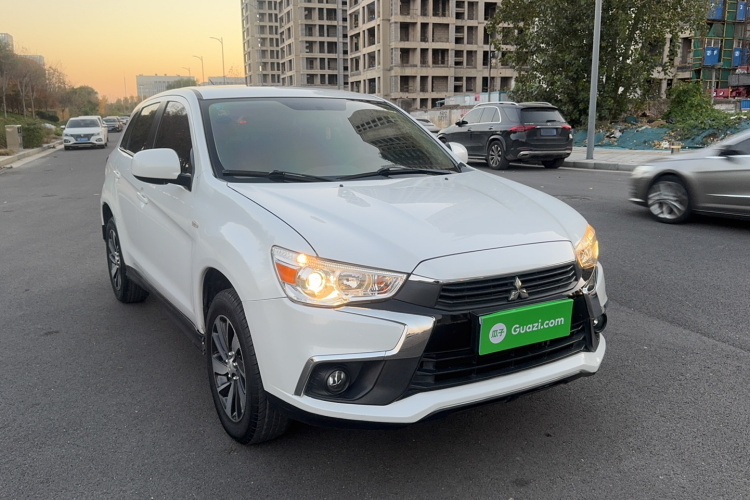 三菱 劲炫ASX 2018款 1.6L 手动两驱灵动版车身外观6002