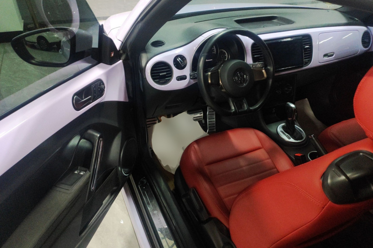 大众 甲壳虫 2015款 180TSI中控内饰20