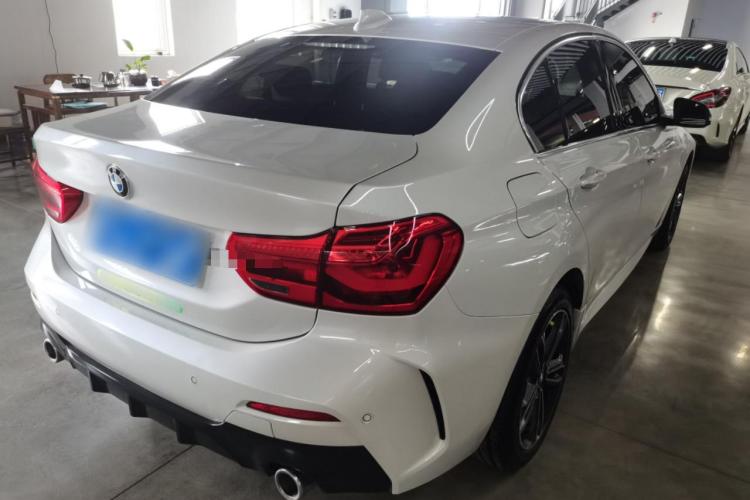 宝马1系 2021款 改款 120i M运动版车身外观6005