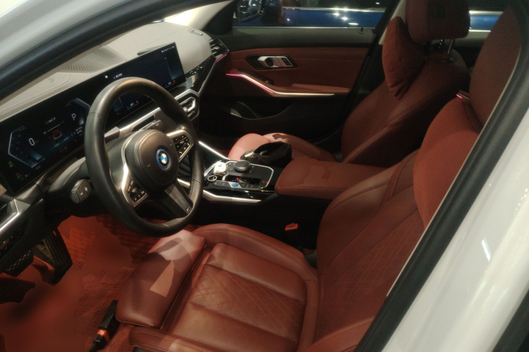 宝马i3 2023款 eDrive 40 L 曜夜套装局部细节19