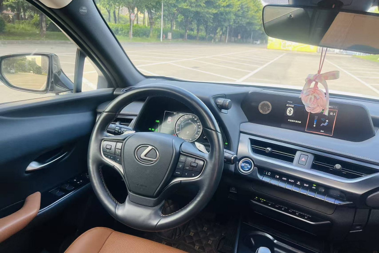 雷克萨斯UX新能源 2020款 300e 纯·享版中控内饰7005