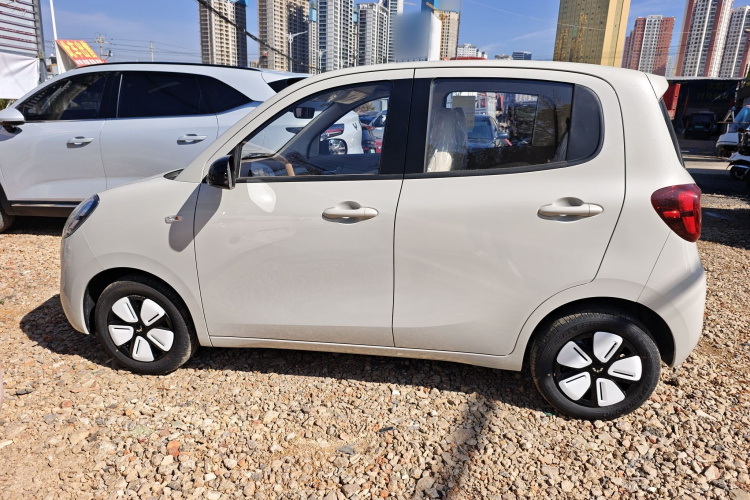 五菱汽车 宏光MINIEV 2025款 四门版 进阶款车身外观6003