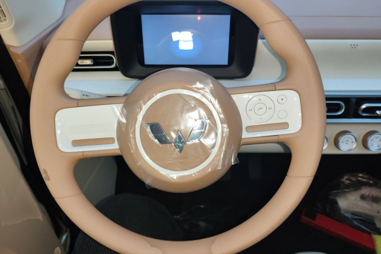 五菱汽车 宏光MINIEV 2024款 第三代 215km 青春版中控内饰13