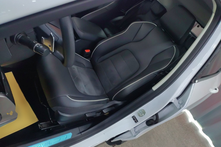 哈弗H6 2023款 国潮版 1.5T 自动都市版中控内饰19