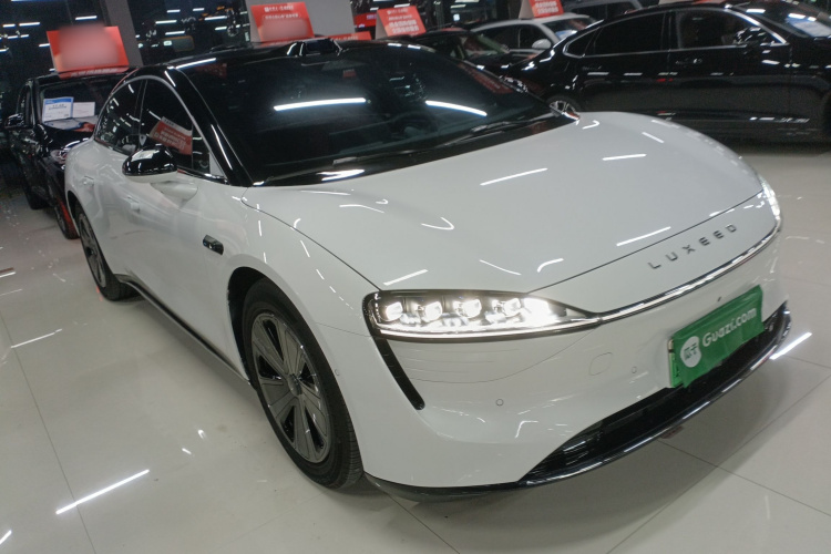 鸿蒙智行 智界S7 2024款 Max 后驱长航智驾版车身外观3