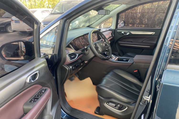 广汽传祺 传祺M6 2021款 PRO 270T DCT尊享版中控内饰7001