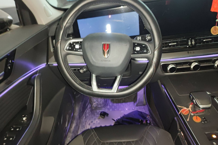 红旗HS5 2023款 2.0T 四驱旗享Pro版局部细节13