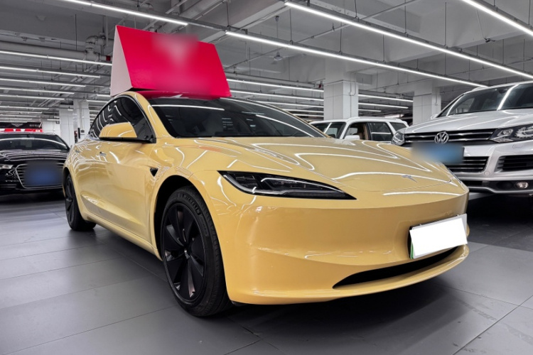 特斯拉 Model 3 2023款 后轮驱动版车身外观6003