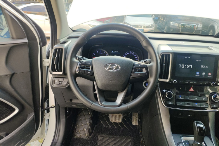 北京现代ix35 2019款 2.0L 自动两驱智勇·畅享版 国VI局部细节13