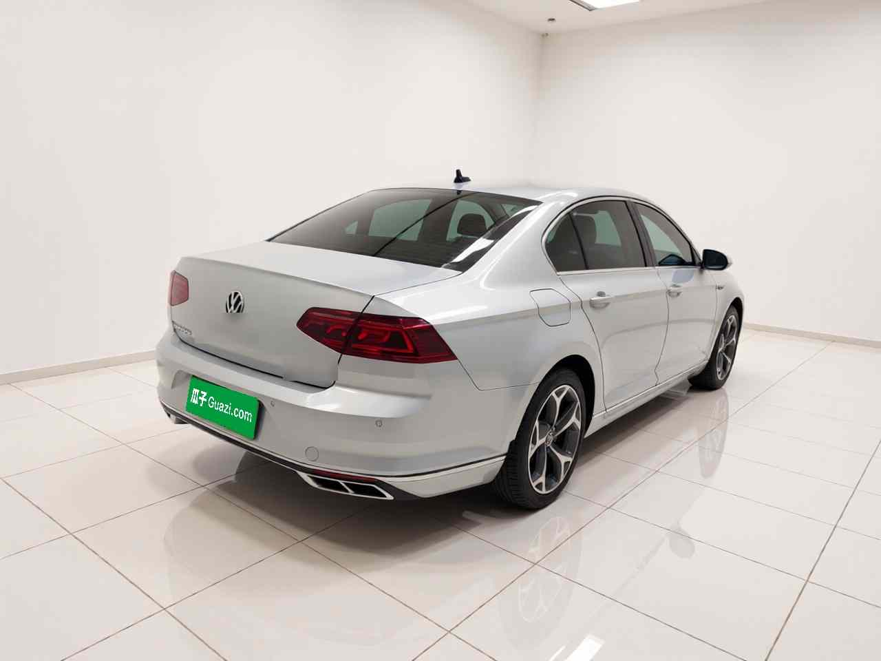 大众 迈腾 2023款 200万辆纪念版 330TSI DSG豪华型(5)