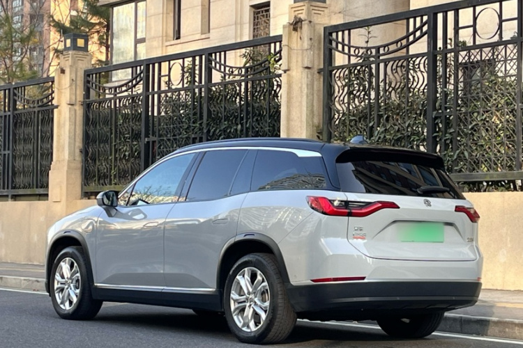 蔚来ES8 2020款 580KM 六座版车身外观6001