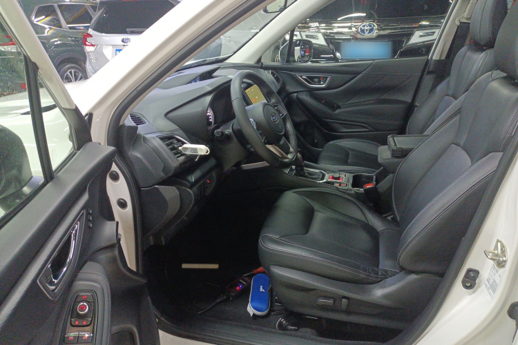 斯巴鲁 森林人 2021款 2.0i 豪华版EyeSight中控内饰20