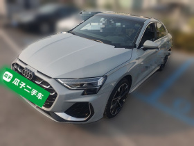 奥迪A3 2025款 A3L Limousine 35TFSI 飞驰尊享型