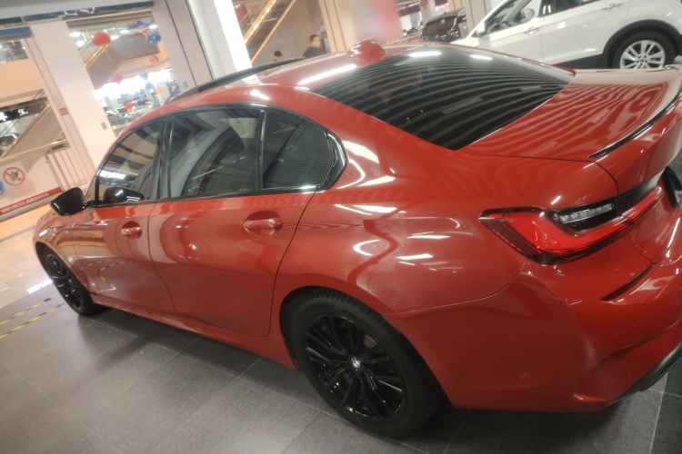 宝马3系 2020款 325Li M运动曜夜套装车身外观4