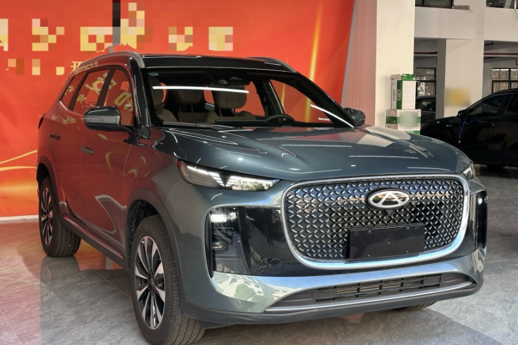 奇瑞 瑞虎8 PLUS 2025款 290TGDI DCT尊贵型 7座车身外观6001