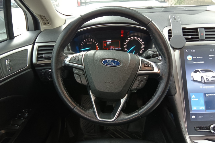 福特 蒙迪欧 2020款 EcoBoost 200 时尚型局部细节13