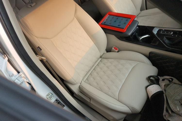 五菱汽车 五菱星辰 2021款 1.5T CVT星曜版局部细节41