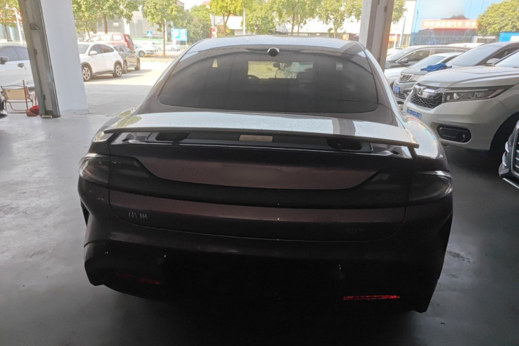 小米汽车 小米SU7 2024款 四驱Max创始版车身外观6