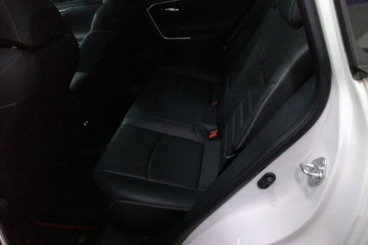 丰田 RAV4荣放 2023款 2.0L CVT两驱风尚Plus版中控内饰7004