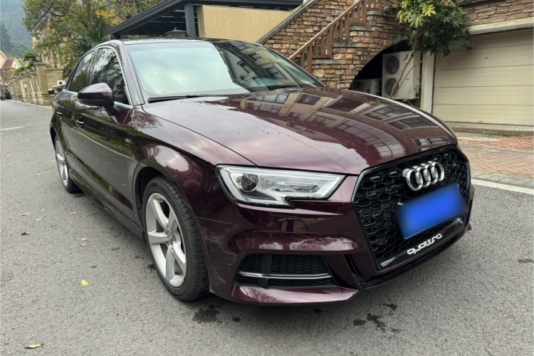 奥迪A3 2018款 30周年年型 Limousine 35 TFSI 时尚型车身外观6002