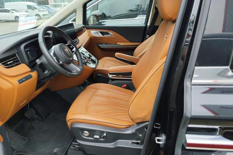 红旗HQ9 2023款 2.0T 智联旗领版中控内饰19