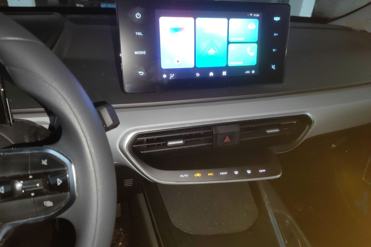 吉利几何A 2024款 410KM 出行版局部细节16