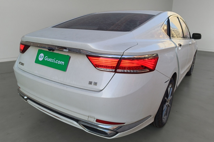 吉利汽车 博瑞 2021款 1.8T 领航版车身外观7